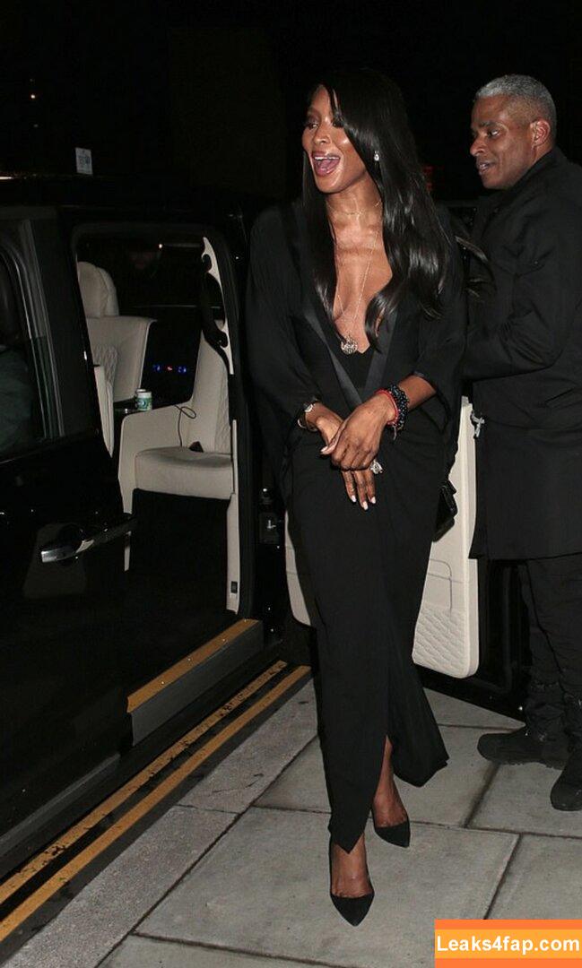 Naomi Campbell / NaomiCampbell / misscampbell / naomi leaked photo photo #0005