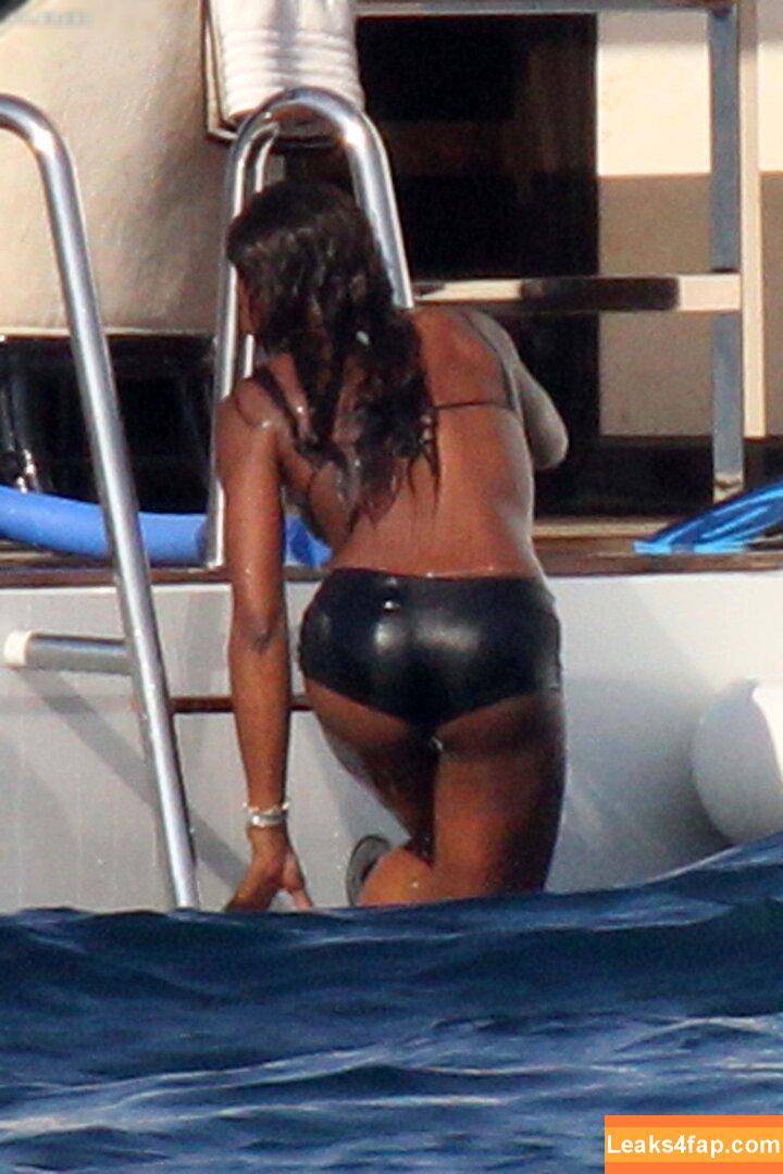 Naomi Campbell / NaomiCampbell / misscampbell / naomi leaked photo photo #0102