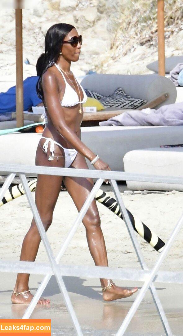 Naomi Campbell / NaomiCampbell / misscampbell / naomi leaked photo photo #0227