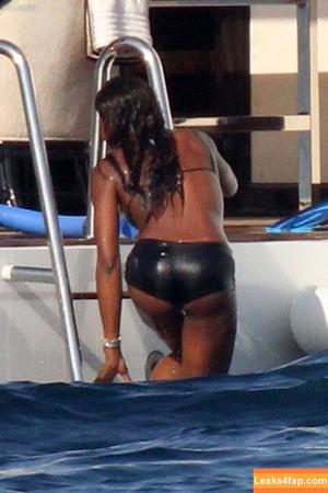 Naomi Campbell фото #0102