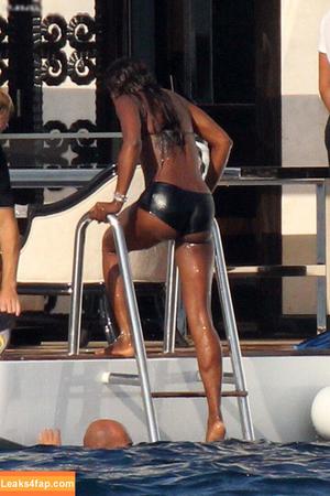 Naomi Campbell фото #0103