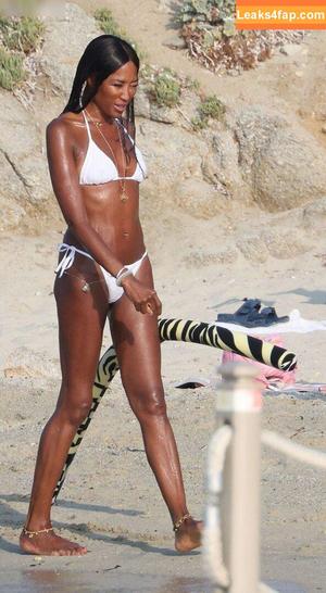 Naomi Campbell photo #0228