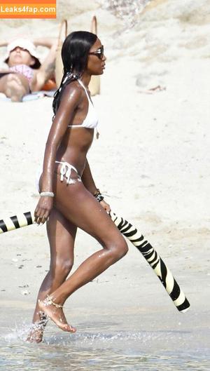 Naomi Campbell photo #0248