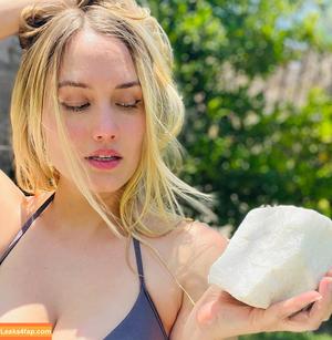 Naomi Kyle photo #0250