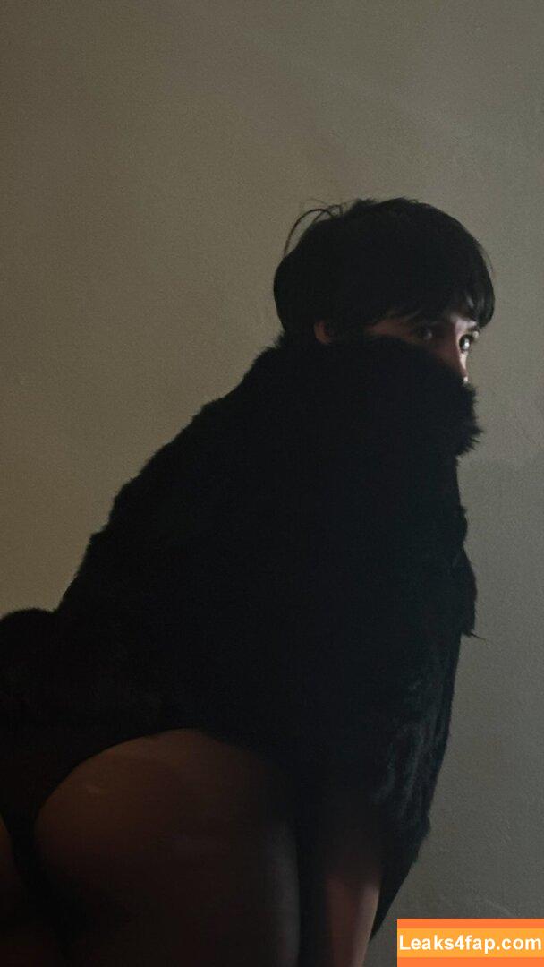 Naomi Scott / naomigscott leaked photo photo #0220