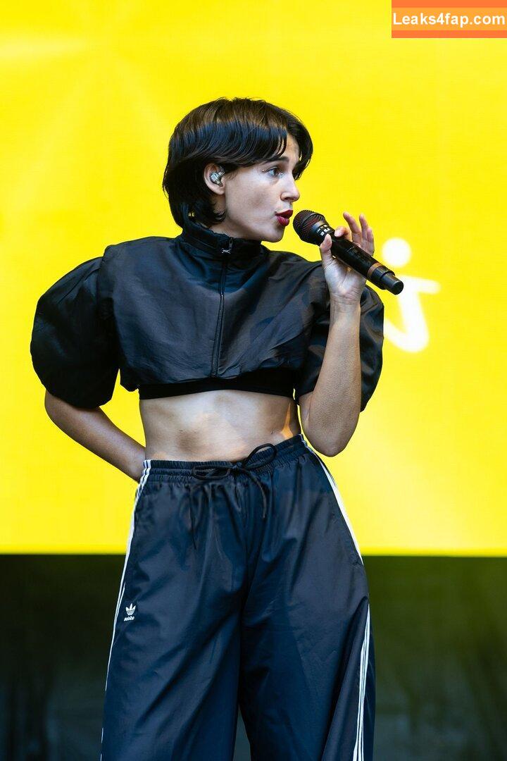 Naomi Scott / naomigscott слитое фото фото #0235