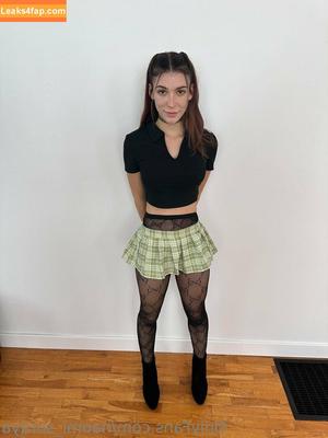 Naomi Soraya photo #0823