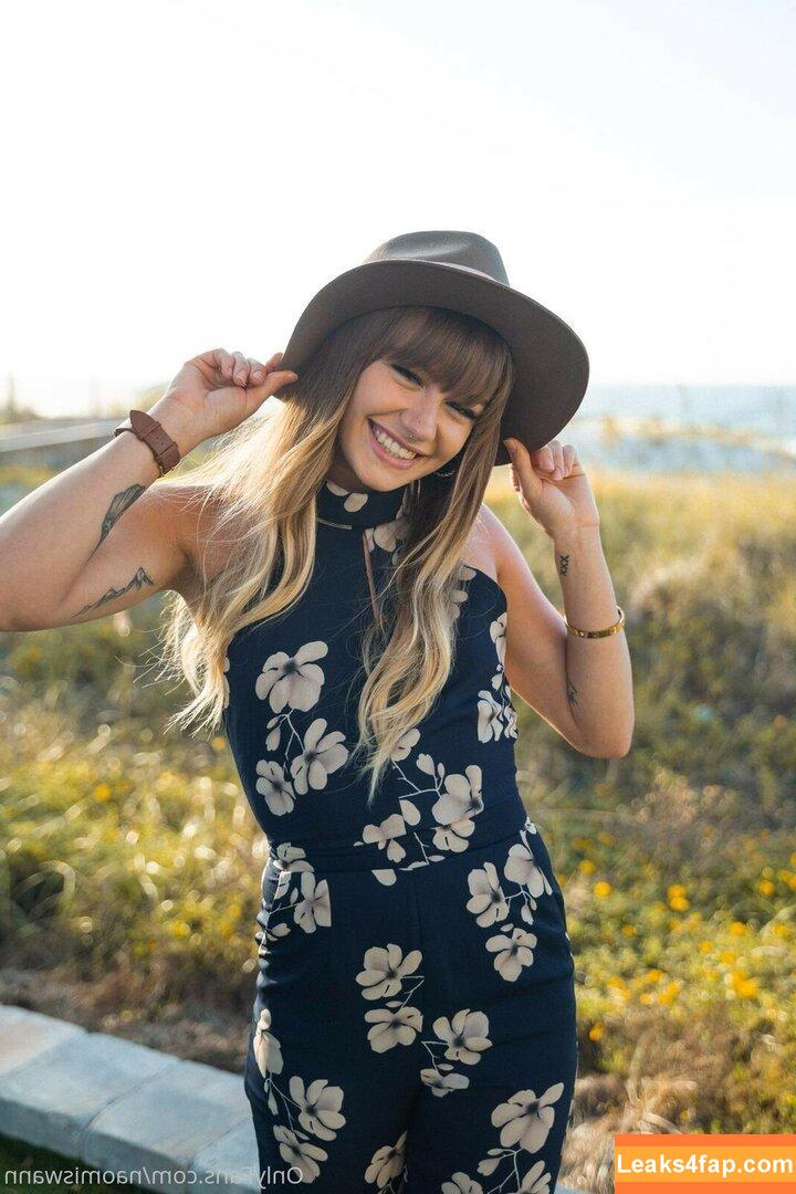 Naomi Swann / naomi_swann / naomiswann / naomiswann.x223 leaked photo photo #0011