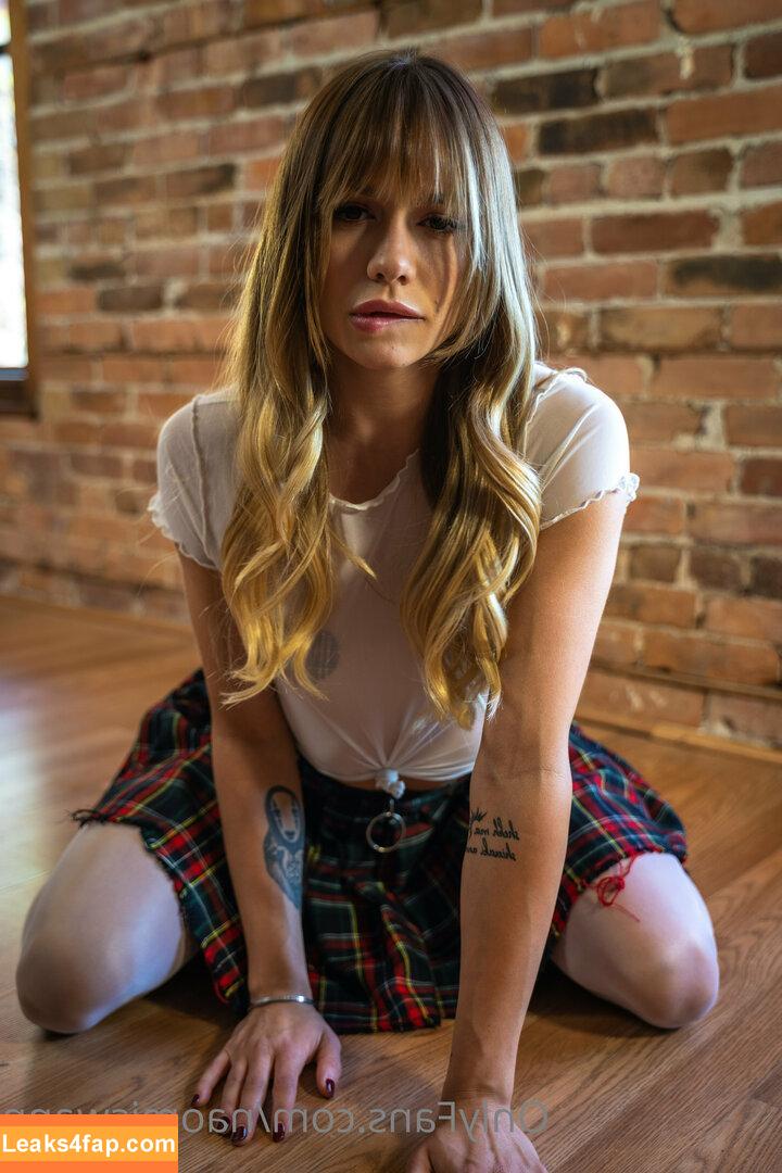 Naomi Swann / naomi_swann / naomiswann / naomiswann.x223 leaked photo photo #0242