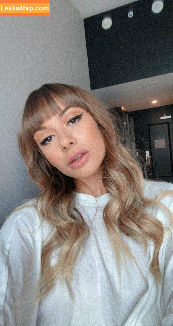 Naomi Swann / naomi_swann / naomiswann / naomiswann.x223 leaked photo photo #0311