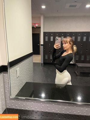 Naomi Swann photo #0191