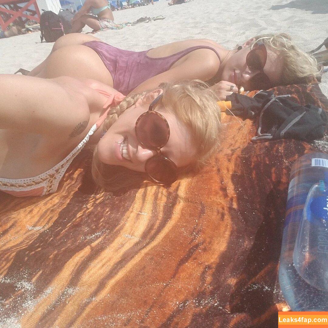 Naomi Woods / Lissapolooza / naomiwoods.official leaked photo photo #0044