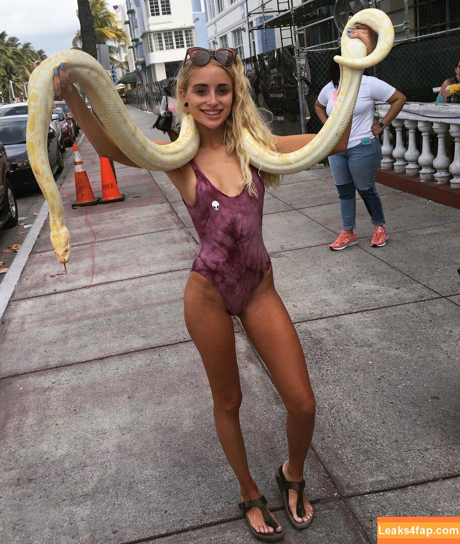 Naomi Woods / Lissapolooza / naomiwoods.official leaked photo photo #0045