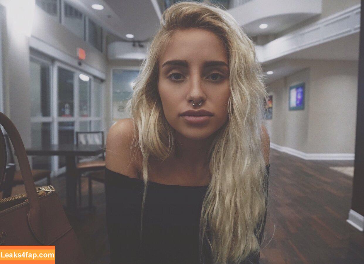 Naomi Woods / Lissapolooza / naomiwoods.official leaked photo photo #0070