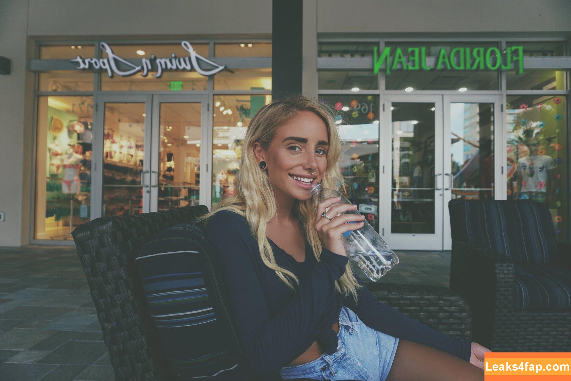 Naomi Woods / Lissapolooza / naomiwoods.official leaked photo photo #0075