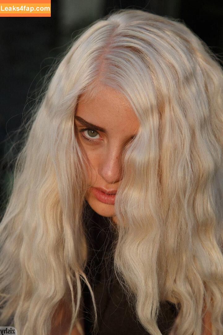 Naomi Woods / Lissapolooza / naomiwoods.official leaked photo photo #0392