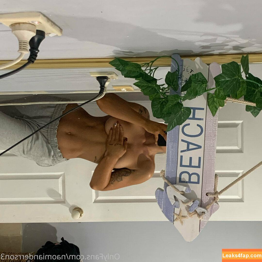 naomianderrson3 / naomi.anderrson leaked photo photo #0022