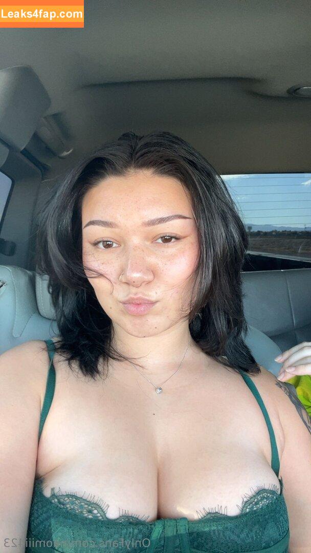 naomiii423 / naomiii3 leaked photo photo #0012