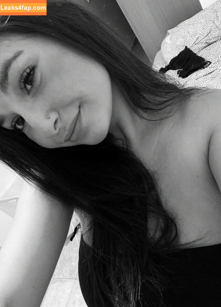 narjess / itsgorjess / narjess8_ / narjessrkaiek leaked photo photo #0017