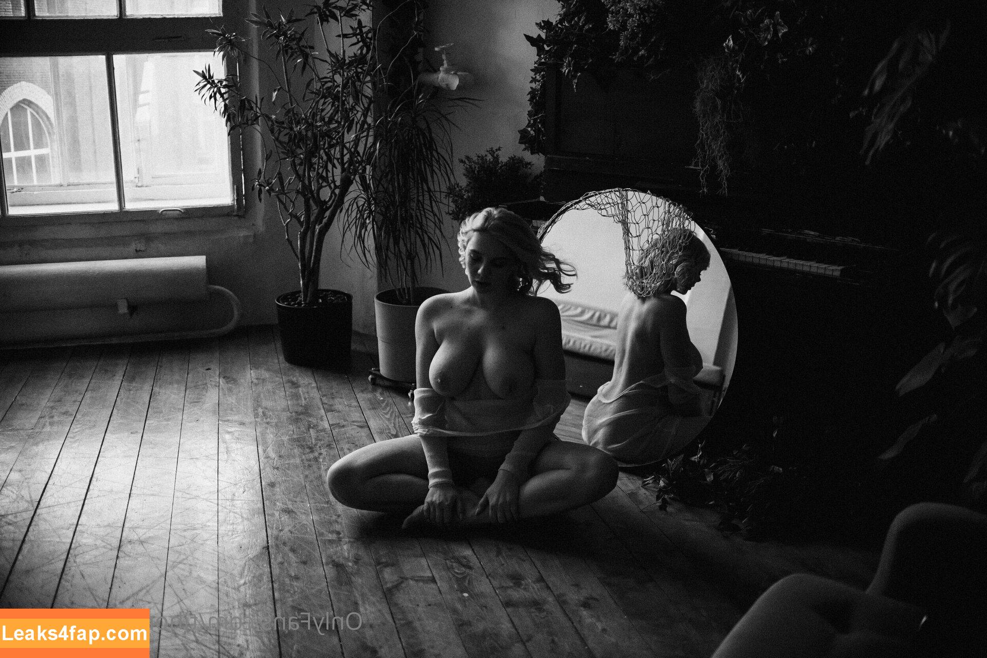 Natali Tihomirova / N__Tihomirova / TihomirovaNatali / https: / natalia__tihomirovafanpage99 / tihomirovanatalia leaked photo photo #0017