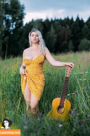 Natali Tihomirova photo #0980