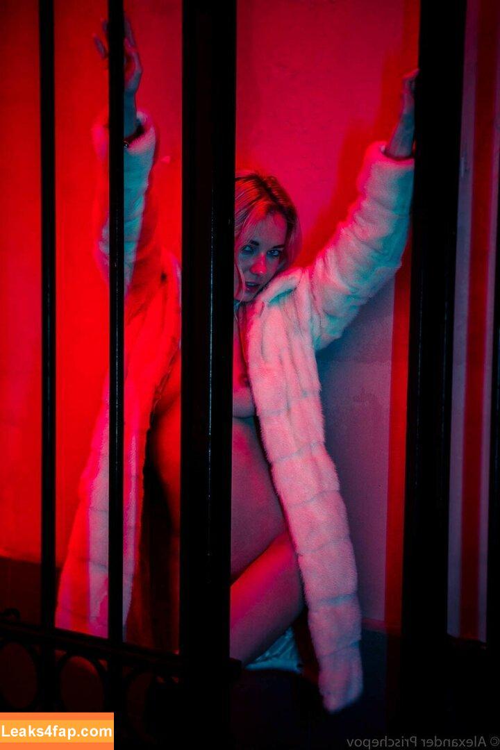 Natalia Andreeva / Danica / Delilah G / Natalya Nemchinova / modelandreeva / modelandreevaa leaked photo photo #1065