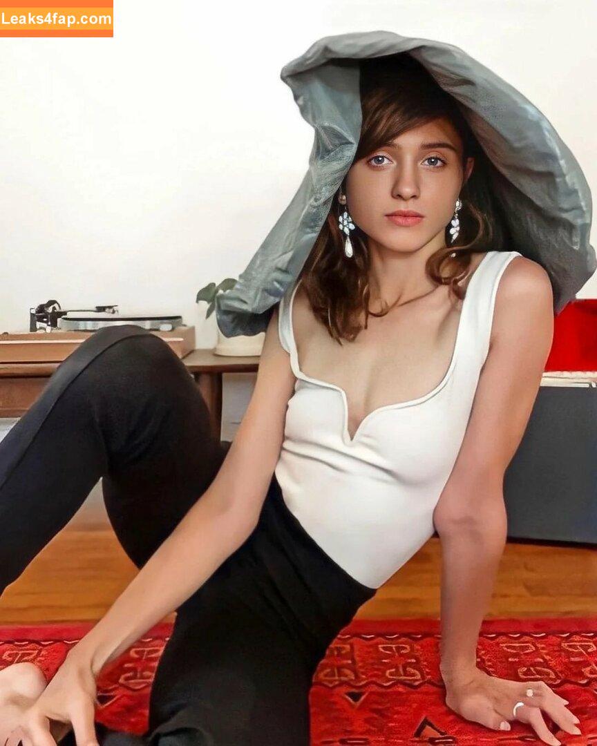 Natalia Dyer / nattyiceofficial leaked photo photo #0162