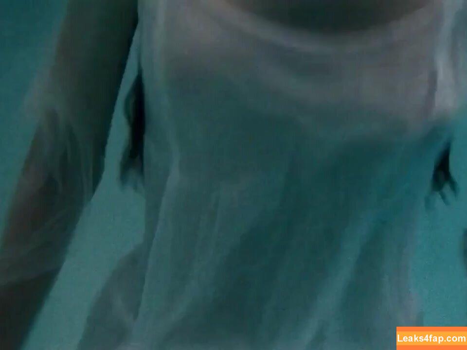 Natalia Dyer / nattyiceofficial слитое фото фото #0175