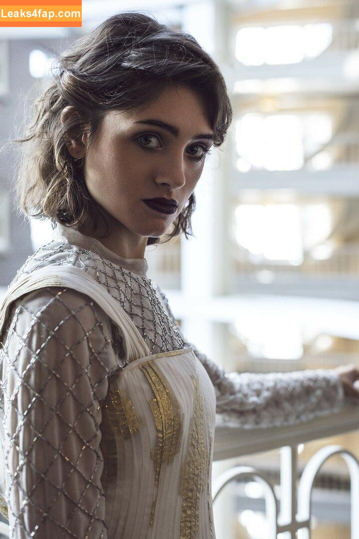 Natalia Dyer / nattyiceofficial слитое фото фото #0339