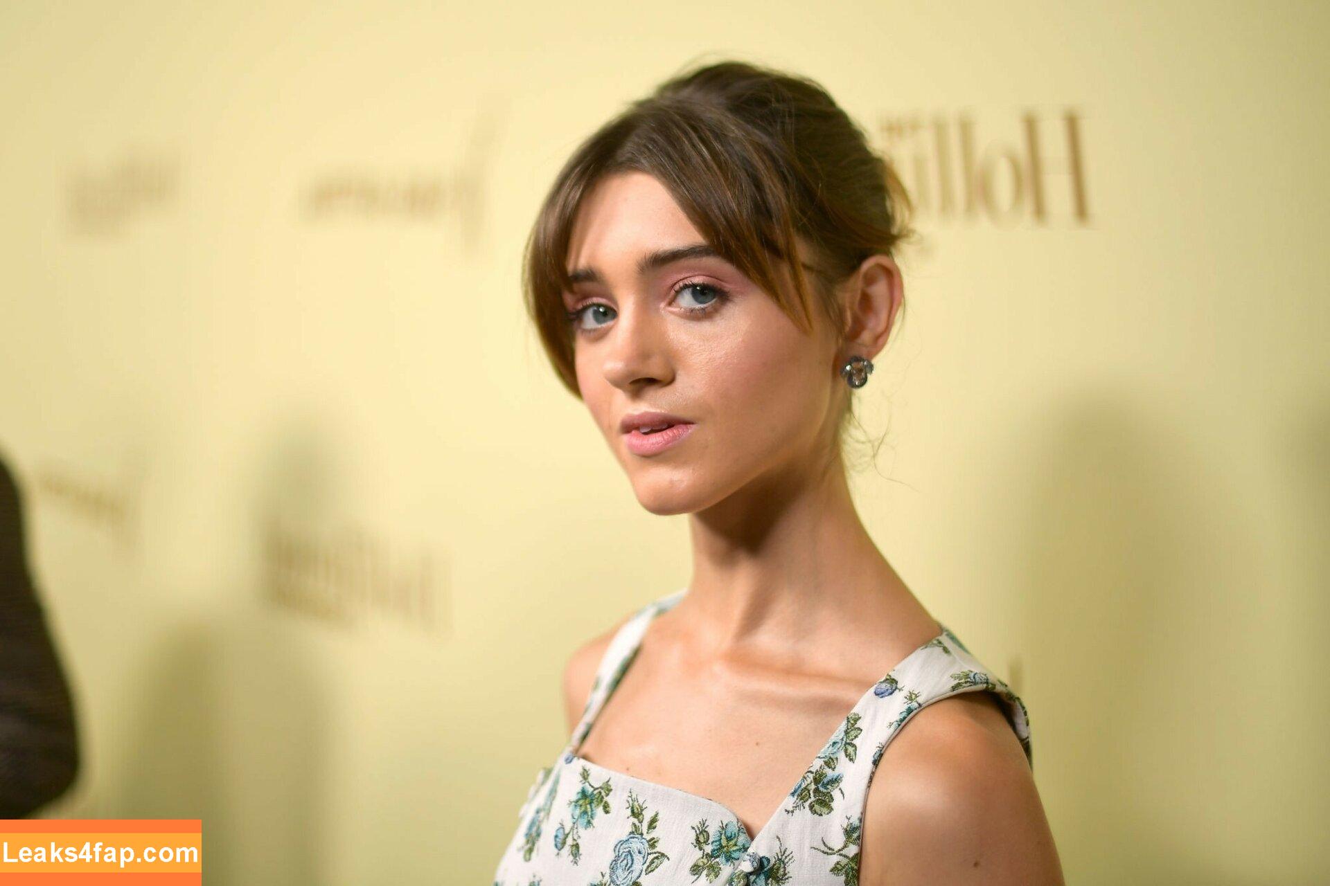 Natalia Dyer / nattyiceofficial слитое фото фото #0365