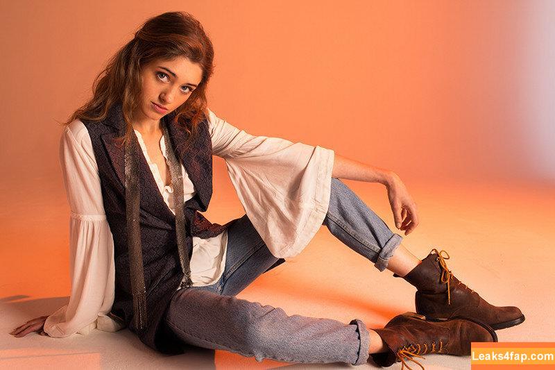 Natalia Dyer / nattyiceofficial leaked photo photo #0477