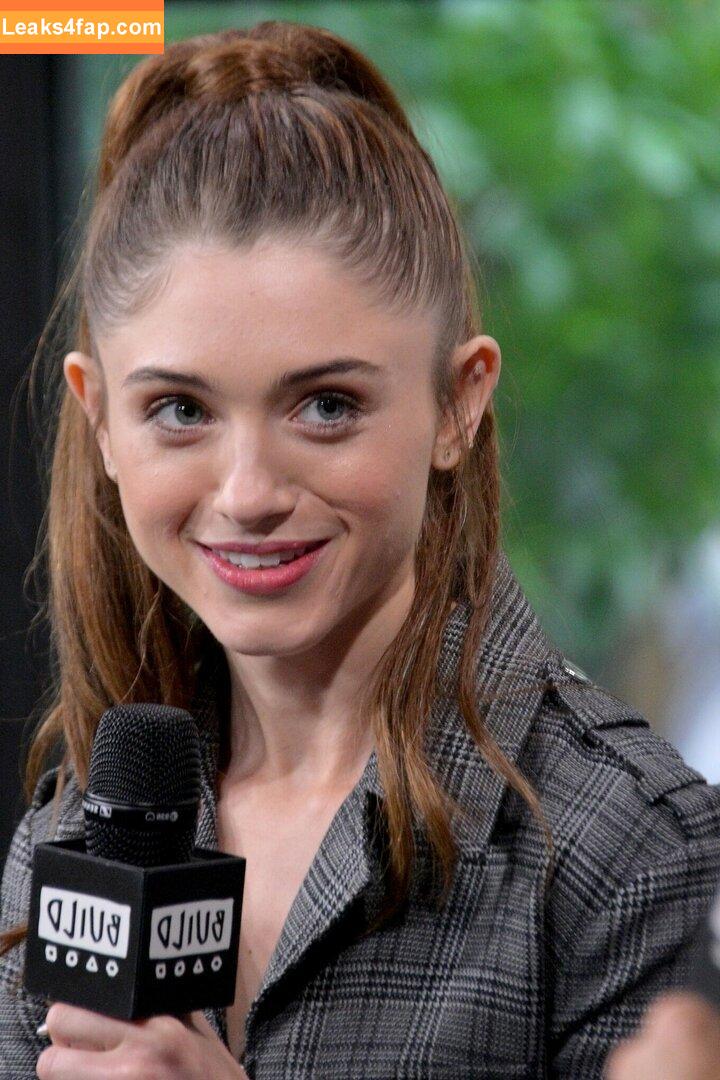 Natalia Dyer / nattyiceofficial слитое фото фото #0615