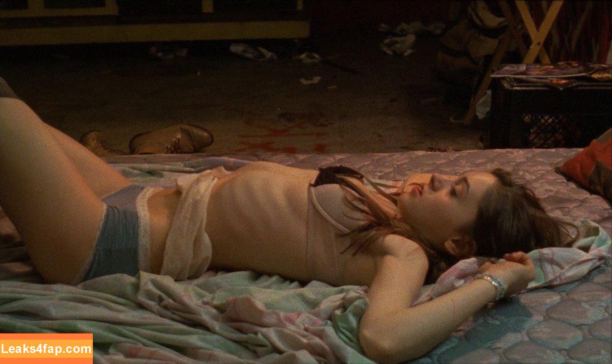 Natalia Dyer / https: / nataliadyer / nataliedyerfans / nattyiceofficial leaked photo photo #0708