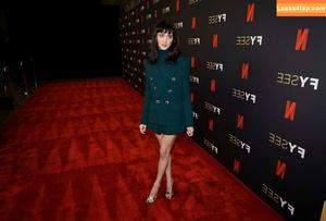 Natalia Dyer photo #0229