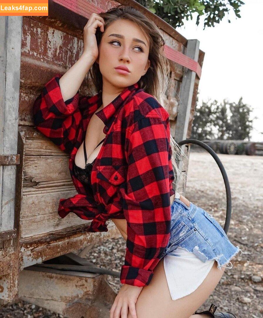 Natalia Fadeev / gunwaifu / nataliafadeev leaked photo photo #1981