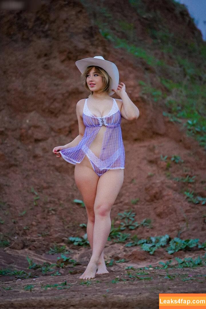 Natalia Fadeev / gunwaifu / nataliafadeev leaked photo photo #1997