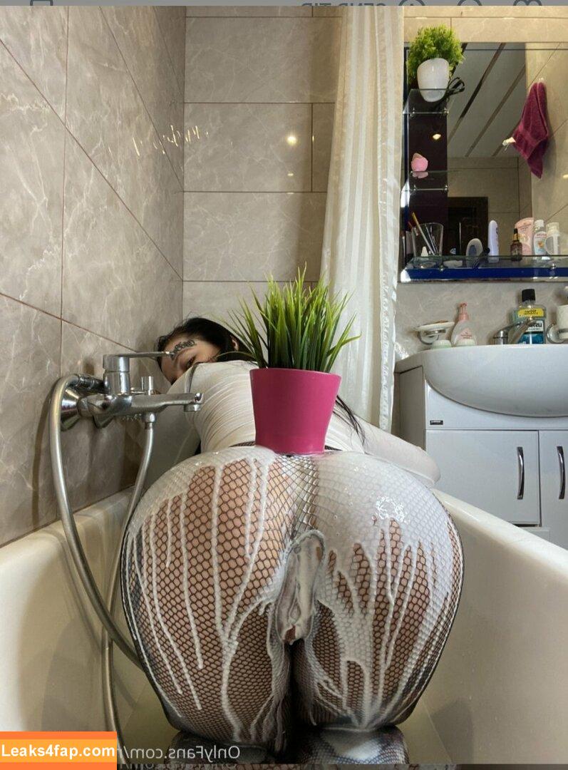 Natalia Polyakova / crybaby6999 / natalia.polyakova / natalipolyakov9 leaked photo photo #0368