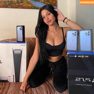 natalialamprou photo #0006