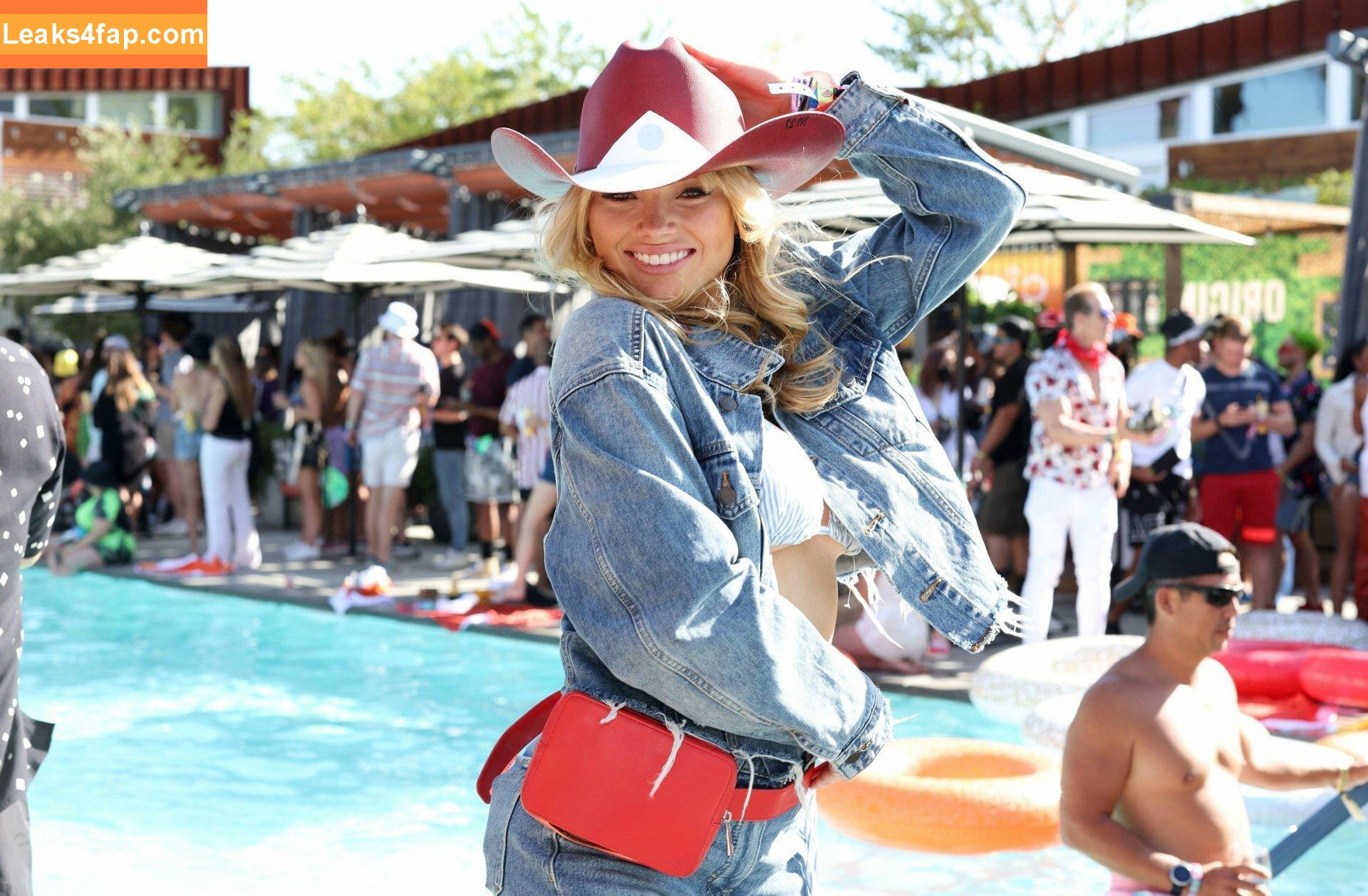 Natalie Alyn Lind / nataliealynlind / natalynlind leaked photo photo #0017