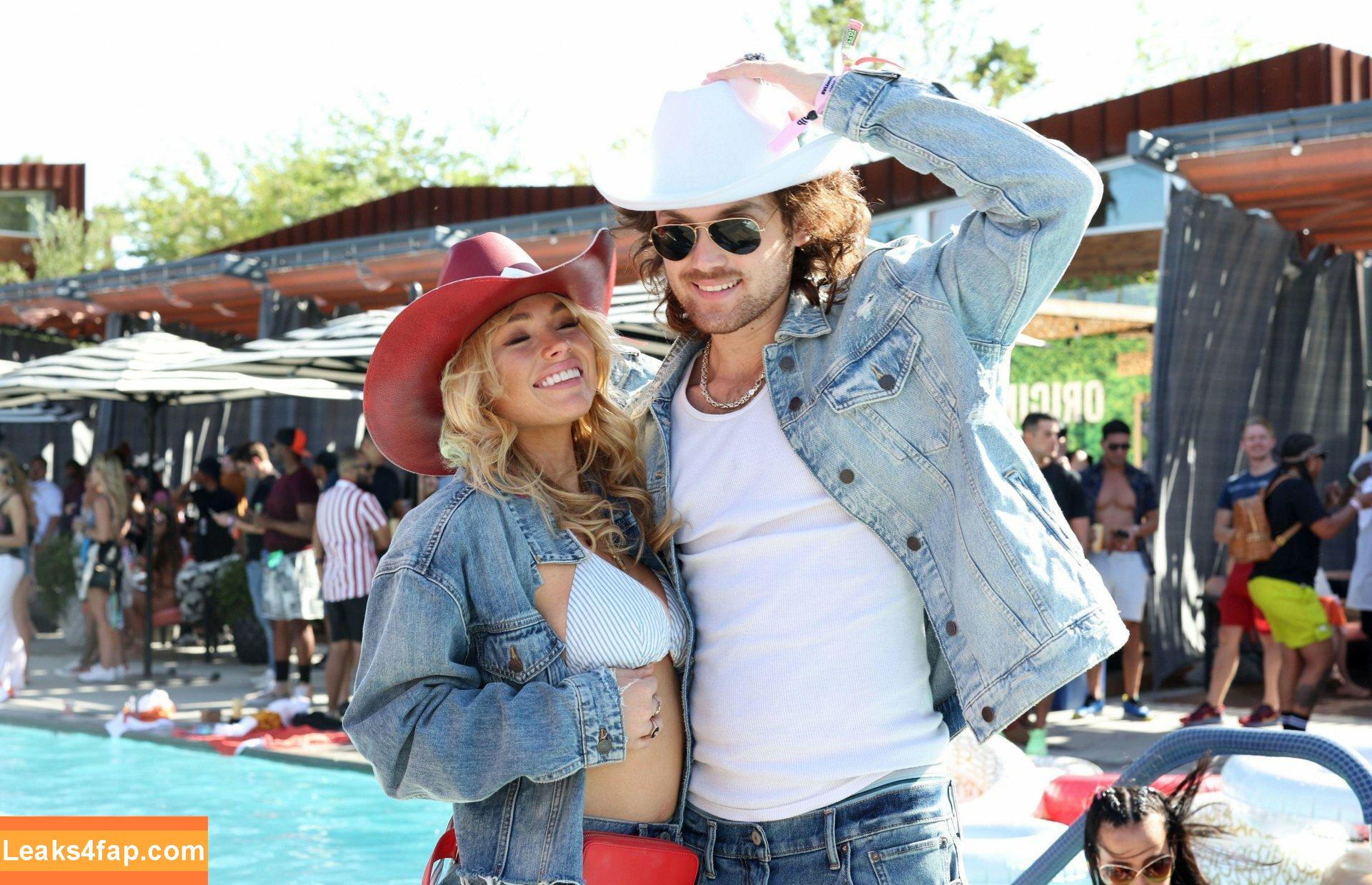 Natalie Alyn Lind / nataliealynlind / natalynlind leaked photo photo #0021