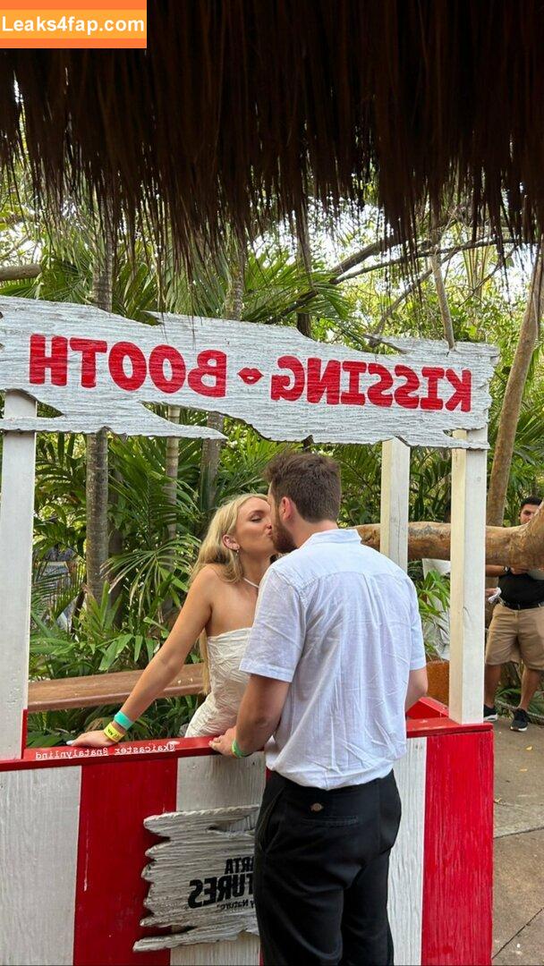 Natalie Alyn Lind / nataliealynlind / natalynlind leaked photo photo #0217