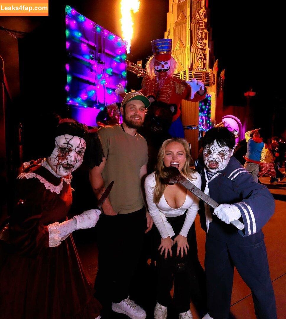 Natalie Alyn Lind / nataliealynlind / natalynlind leaked photo photo #0299