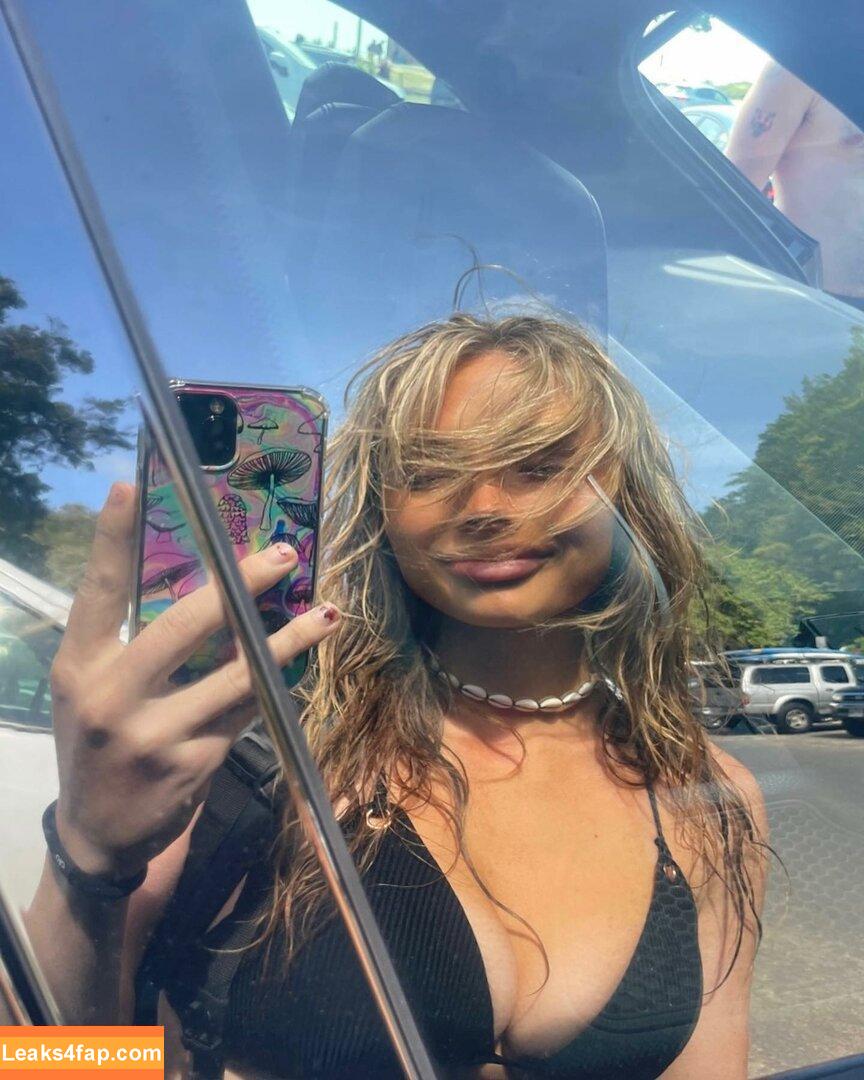 Natalie Alyn Lind / nataliealynlind / natalynlind leaked photo photo #0346