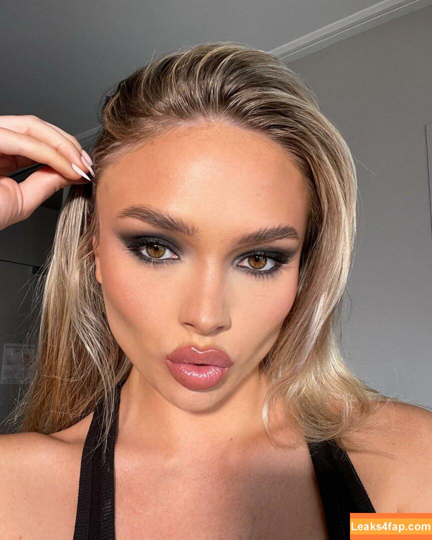 Natalie Alyn Lind / nataliealynlind / natalynlind leaked photo photo #0403