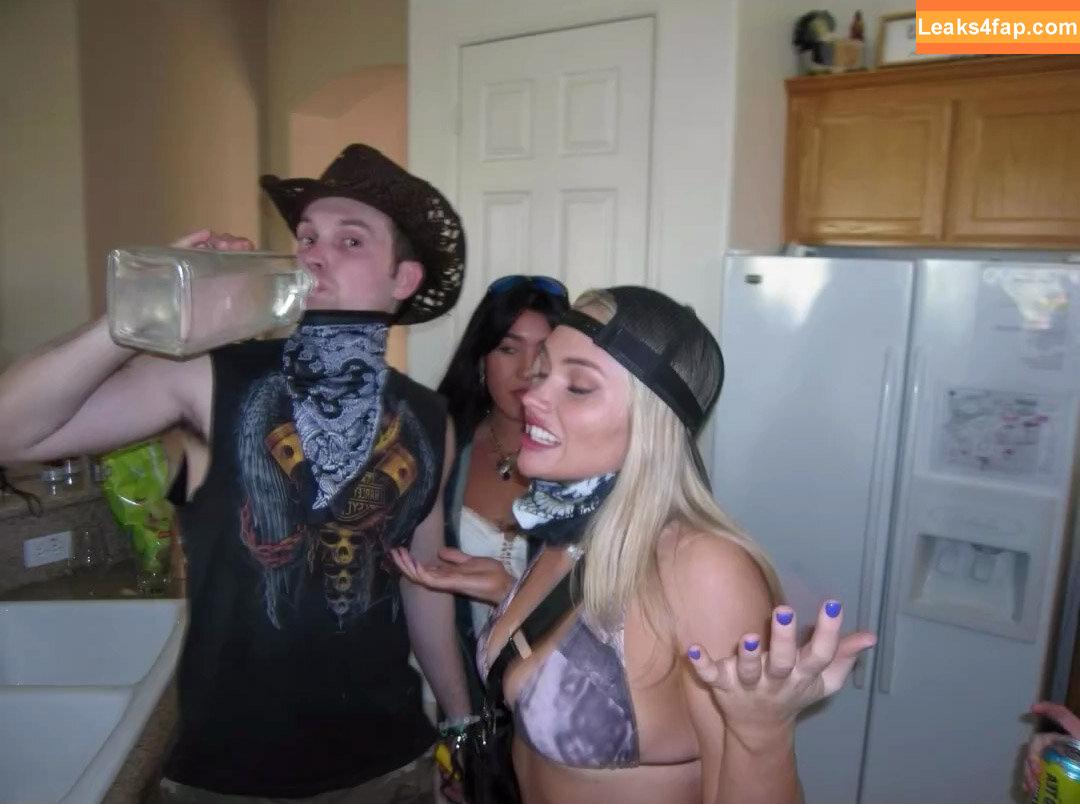 Natalie Alyn Lind / nataliealynlind / natalynlind leaked photo photo #0472