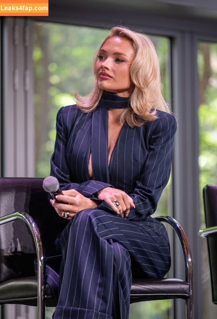 Natalie Alyn Lind / NatalieAlynLind / https: / natalynlind leaked photo photo #0863