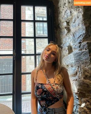 Natalie Alyn Lind photo #0005