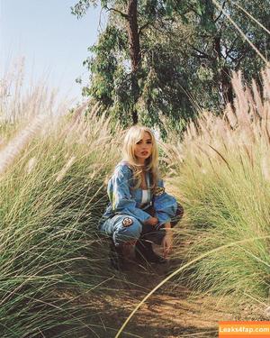 Natalie Alyn Lind photo #0010