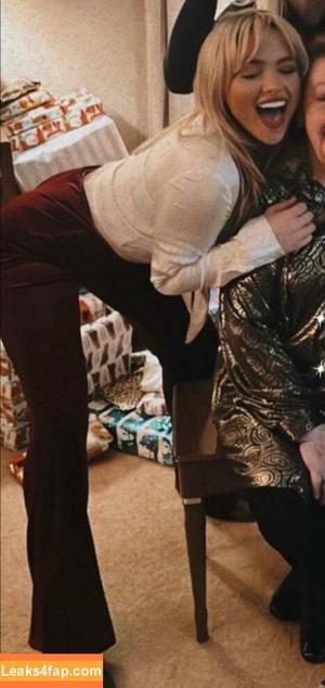 Natalie Alyn Lind photo #0041