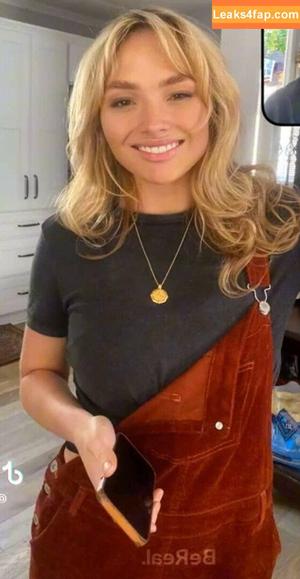 Natalie Alyn Lind photo #0138